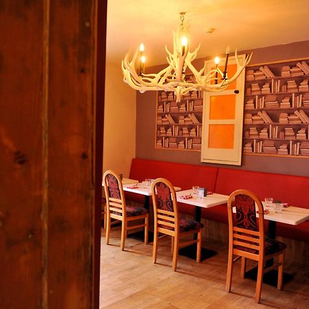 Отель Buccleuch Arms St Boswells Экстерьер фото