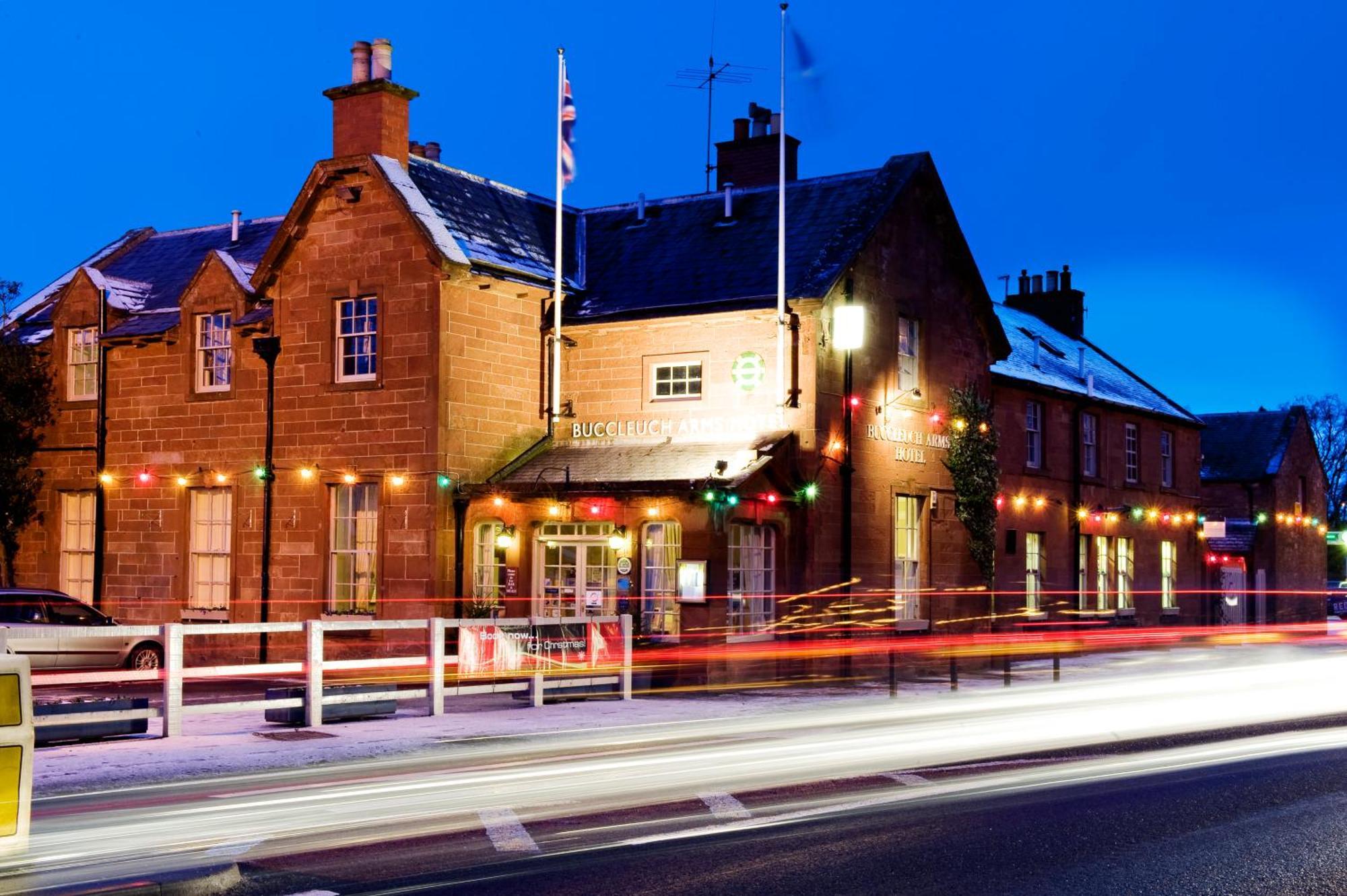 Отель Buccleuch Arms St Boswells Экстерьер фото