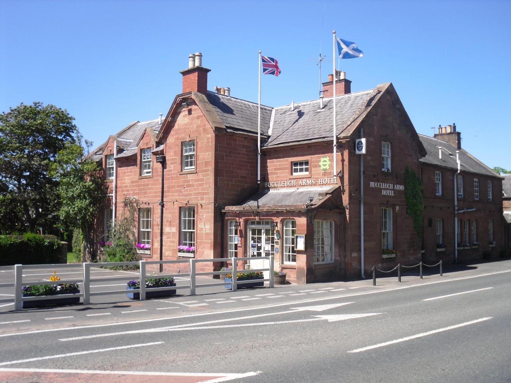 Отель Buccleuch Arms St Boswells Экстерьер фото